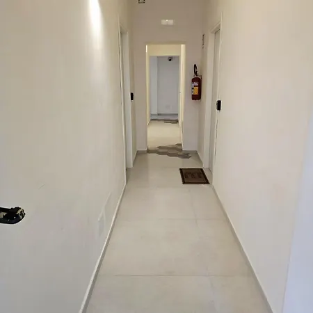 A I R Foria House 3*