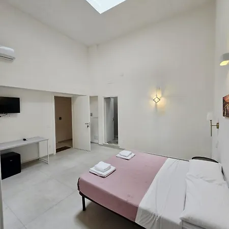 A I R Foria House 3*