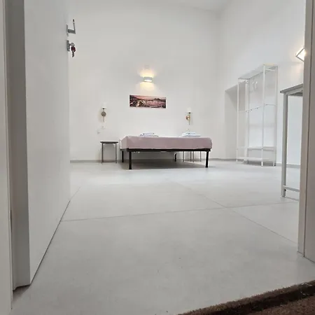 A I R Foria House 3*