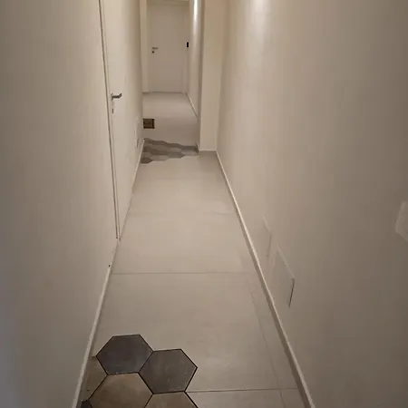 A I R Foria House 招待所 3*